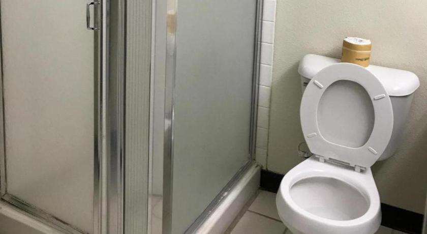 America'S Best Inn Urbana Champaign Bagian luar foto
