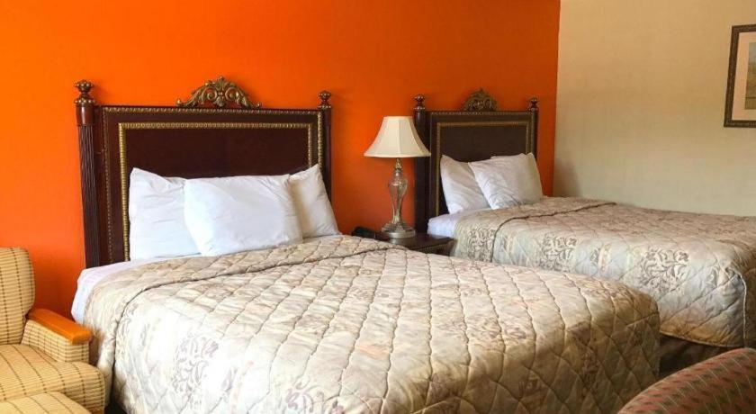 America'S Best Inn Urbana Champaign Bagian luar foto